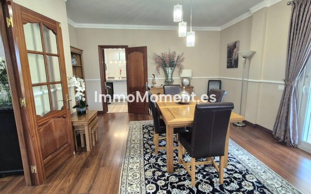 Revente - Villa - Intérieur                       - Coín