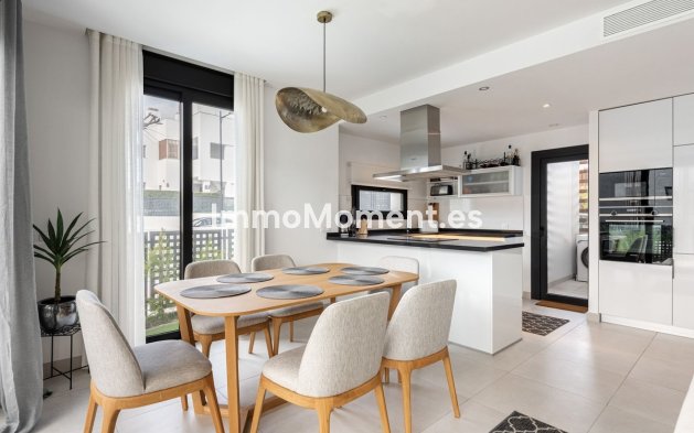 Resale - Townhouse - Estepona - Bel Air