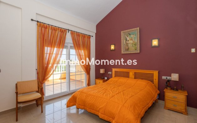 Resale - Villa - Cartagena - Playa Honda
