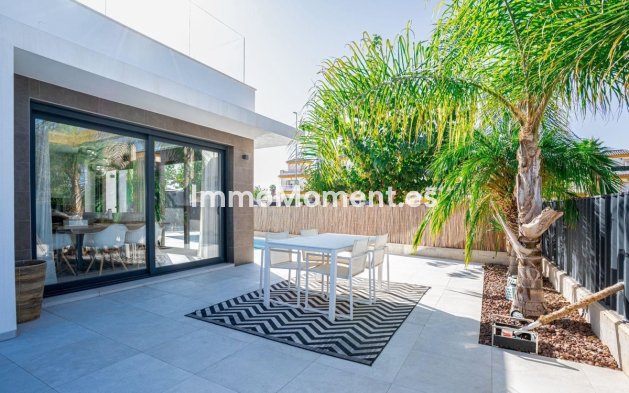 Bestaande woning - Villa - San Fulgencio - La Marina