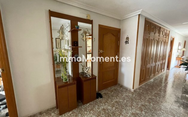 Wiederverkauf - Wohnung - Torrevieja - Torrevieja Centro