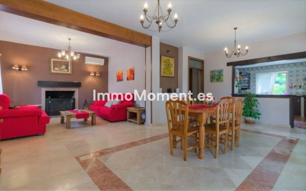 Resale - Country house - Estepona - Estepona Centro