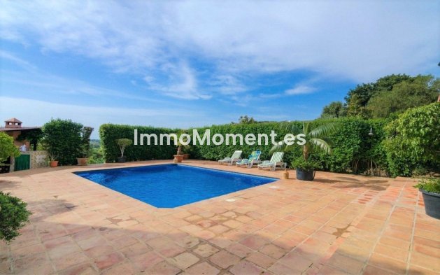Resale - Country house - Estepona - Estepona Centro