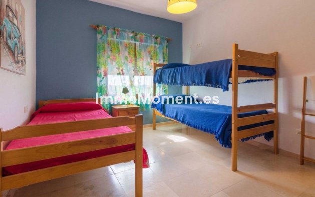 Resale - Country house - Estepona - Estepona Centro