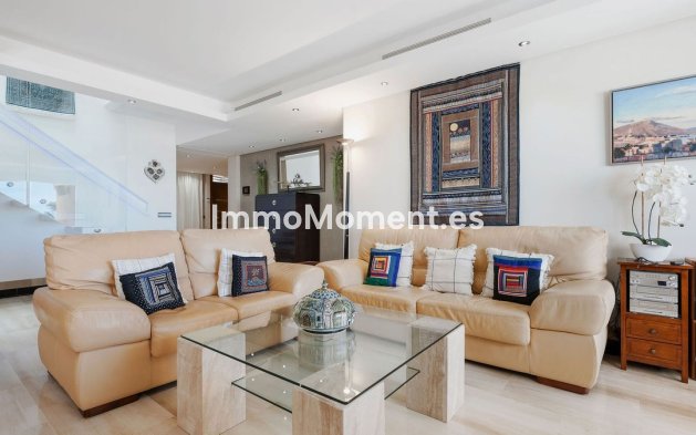 Revente - Appartement - Estepona  - Estepona Centro