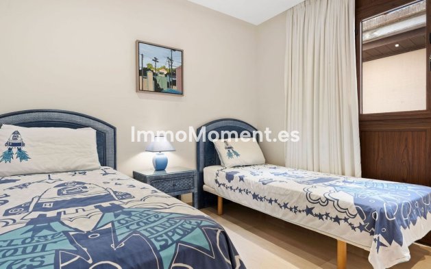 Revente - Appartement - Estepona  - Estepona Centro