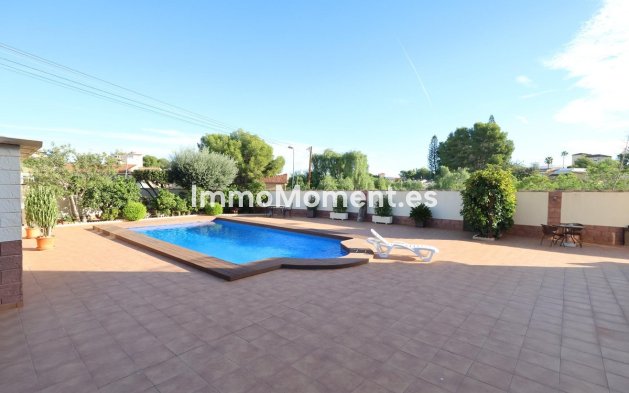 Bestaande woning - Villa - Torrevieja - Torrevieja Centro