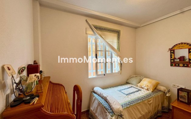 Wiederverkauf - Villa - Torrevieja - Torrevieja Centro