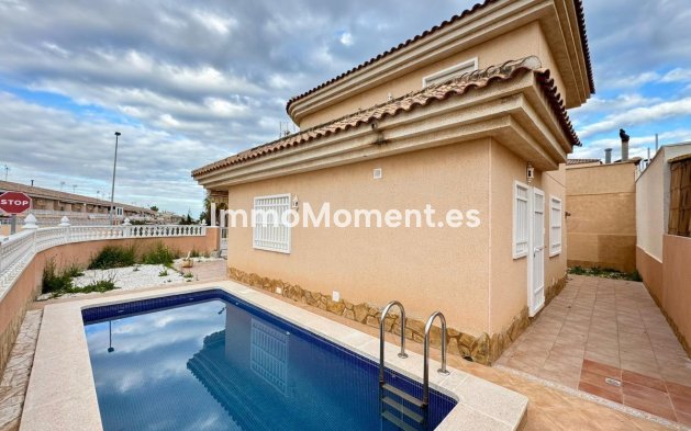 Wiederverkauf - Villa - Torrevieja - Torrevieja Centro