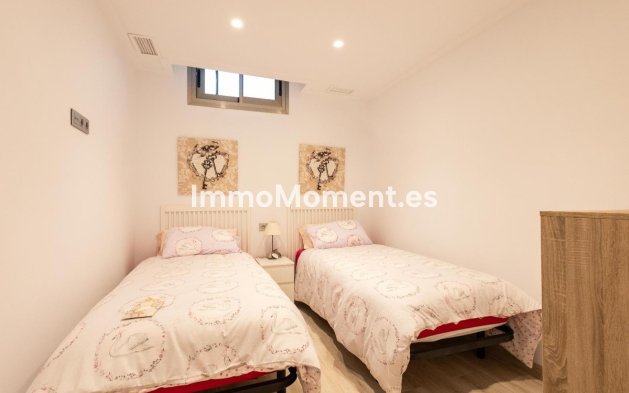 Revente - Villa - Orihuela - Orihuela Costa