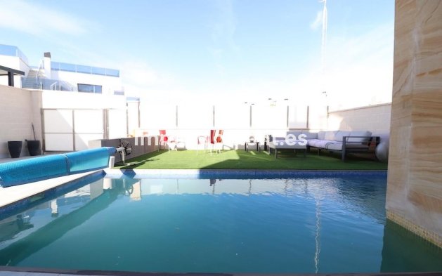 Resale - Villa - Orihuela - Lomas de Cabo Roig