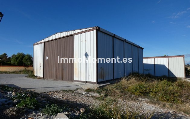 Revente - Terrain - Intérieur                       - Coín