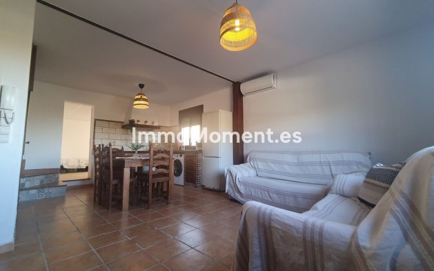 Reventa - Casa de campo - Interior  - Coín