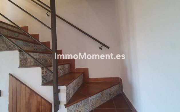 Reventa - Casa de campo - Interior  - Coín