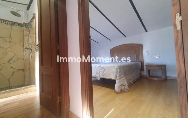 Reventa - Casa de campo - Interior  - Coín