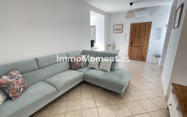 Bestaande woning - Geschakelde woning - Binnenland  - Alhaurín el Grande Centro