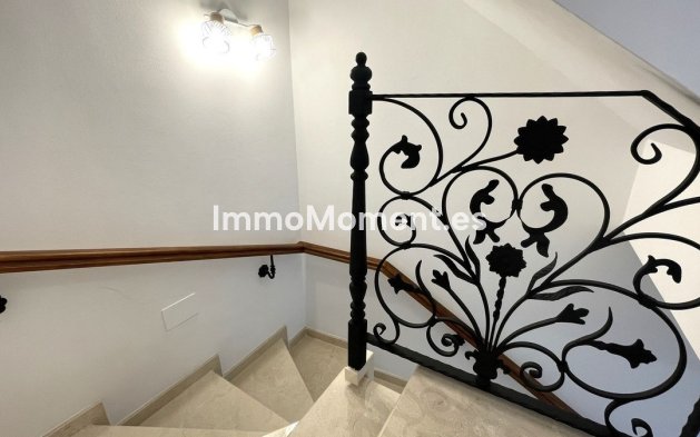 Bestaande woning - Geschakelde woning - Binnenland  - Alhaurín el Grande Centro