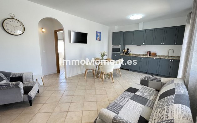 Bestaande woning - Geschakelde woning - Binnenland  - Alhaurín el Grande Centro