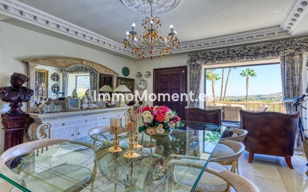 Wiederverkauf - Landhaus -   Inländisch - Alhaurín de la Torre