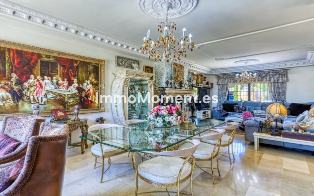 Wiederverkauf - Landhaus -   Inländisch - Alhaurín de la Torre