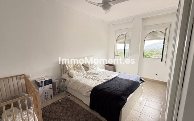 Wiederverkauf - Villa -   Inländisch - Alhaurín de la Torre