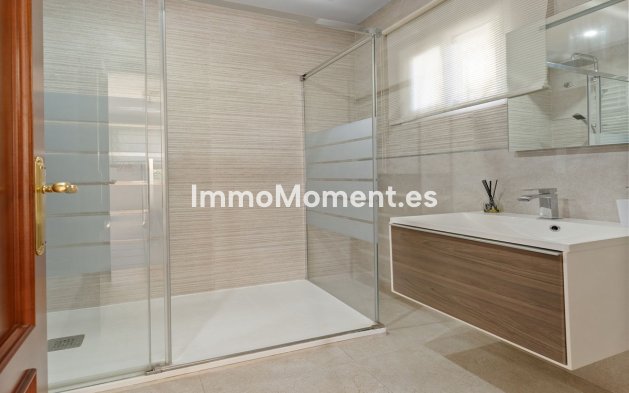 Revente - Villa - Intérieur                       - Coín