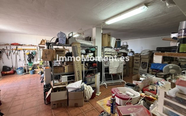 Wiederverkauf - Landhaus -   Inländisch - Alhaurín de la Torre