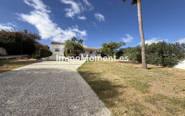 Wiederverkauf - Landhaus -   Inländisch - Alhaurín de la Torre