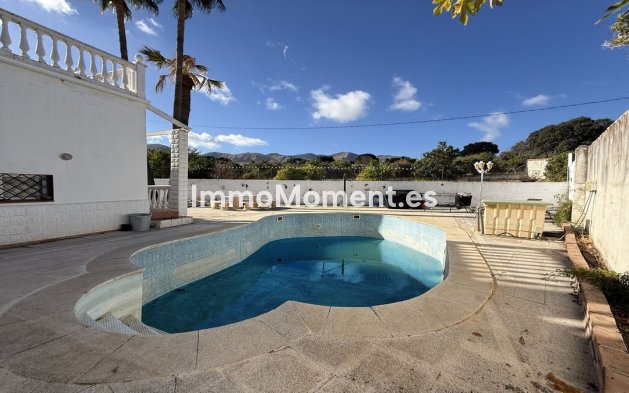 Wiederverkauf - Landhaus -   Inländisch - Alhaurín de la Torre