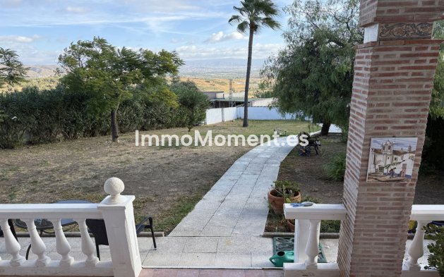 Wiederverkauf - Landhaus -   Inländisch - Alhaurín de la Torre