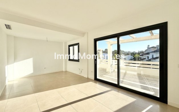 Wiederverkauf - Reihenhaus - Estepona  - Atalaya