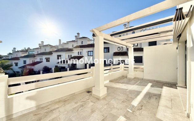 Wiederverkauf - Reihenhaus - Estepona  - Atalaya