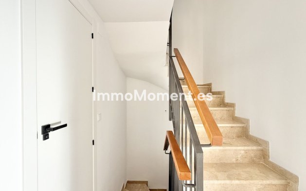 Wiederverkauf - Reihenhaus - Estepona  - Atalaya