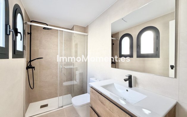 Wiederverkauf - Reihenhaus - Estepona  - Atalaya