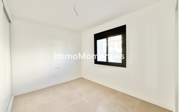 Wiederverkauf - Reihenhaus - Estepona  - Atalaya