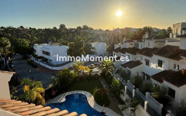 Wiederverkauf - Reihenhaus - Estepona  - Atalaya