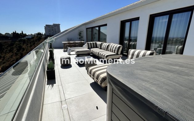 Resale - Apartment - Fuengirola - Fuengirola Centro