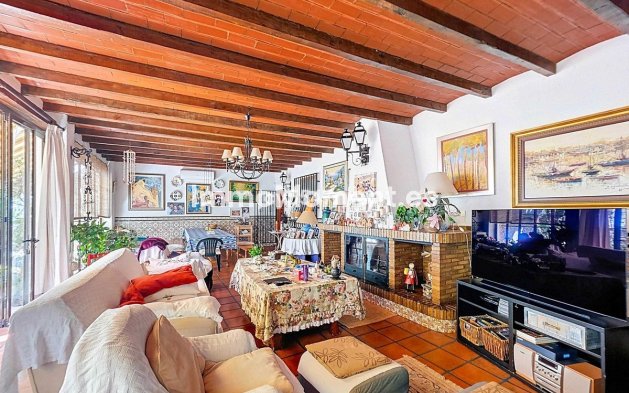 Resale - Villa - Elda - Elda Centro