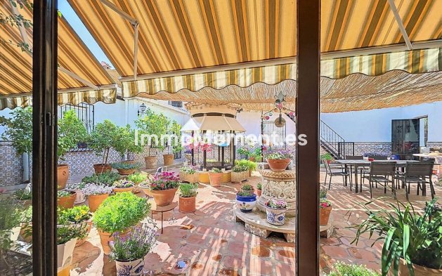 Resale - Villa - Elda - Elda Centro