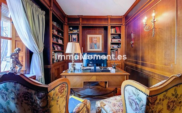 Resale - Villa - Elda - Elda Centro