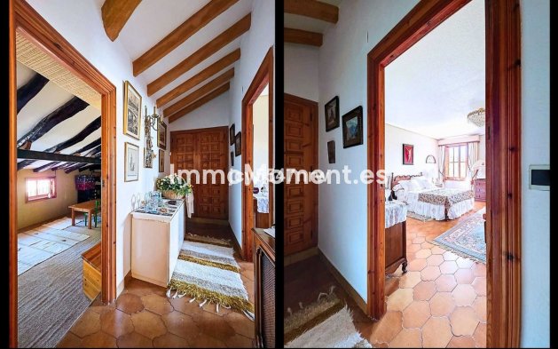 Resale - Villa - Elda - Elda Centro