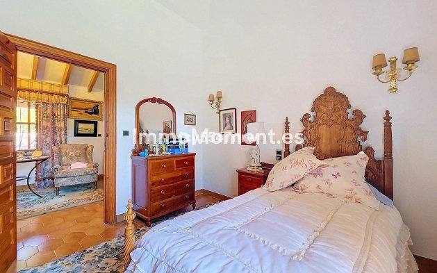 Resale - Villa - Elda - Elda Centro