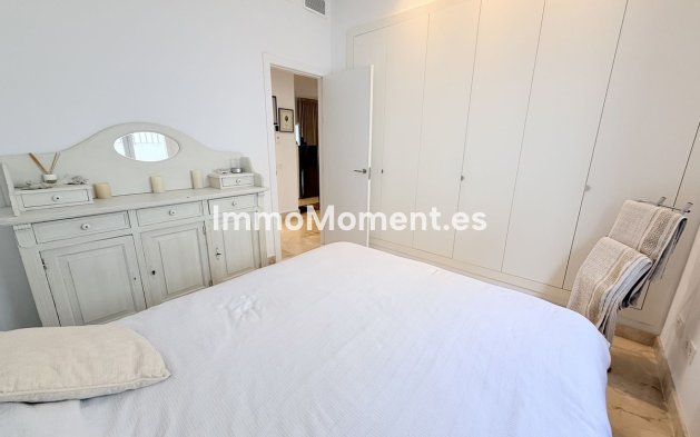 Resale - Apartment - Benahavís - Benahavís Centro