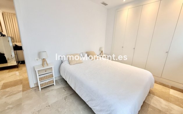 Resale - Apartment - Benahavís - Benahavís Centro