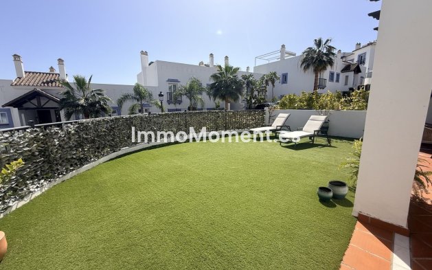 Resale - Apartment - Benahavís - Benahavís Centro