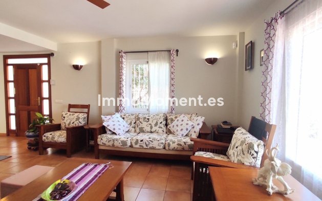 Revente - Villa - Intérieur                       - Coín