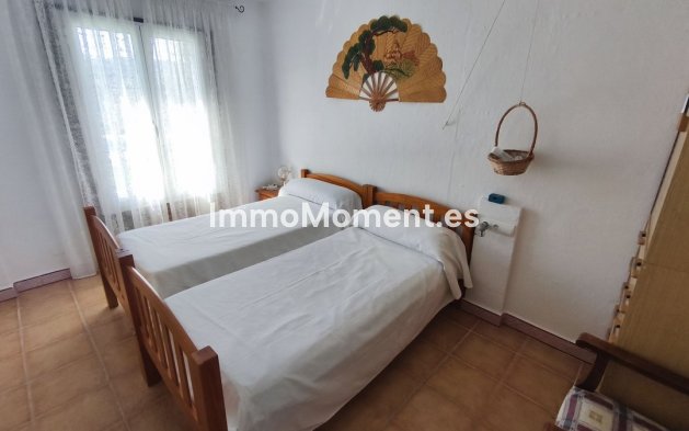 Wiederverkauf - Landhaus -   Inländisch - Monda