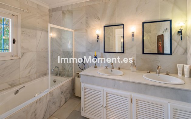 Wiederverkauf - Villa - Estepona  - New Golden Mile