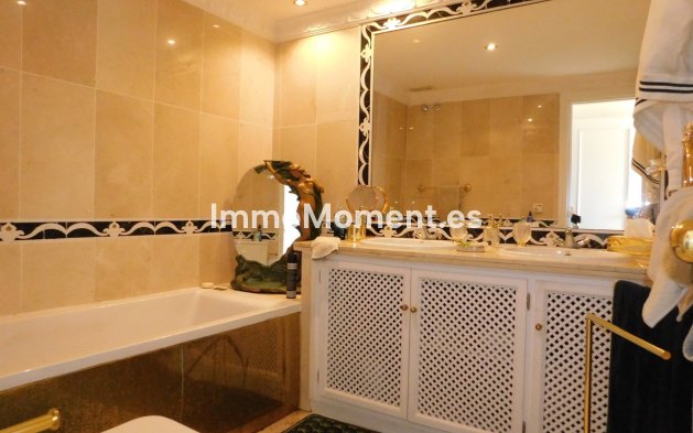 Wiederverkauf - Wohnung - Marbella - Guadalmina Alta