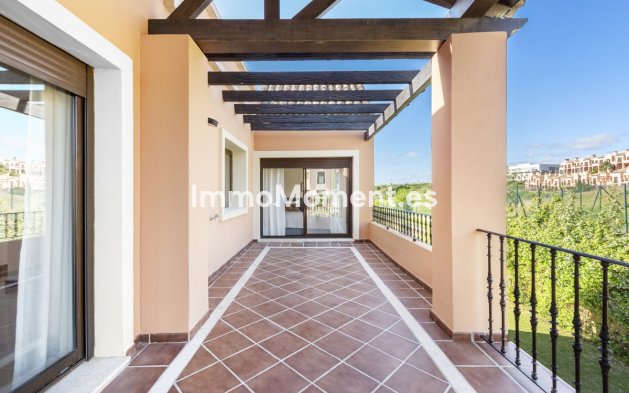 Resale - Villa - Estepona - Estepona Centro